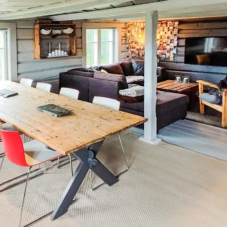 Idyllic Log With Ski-inout At Dagalifjell Uvdal